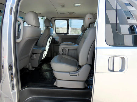 Hyundai Starex — photo 06