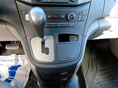 Hyundai Starex — photo 11
