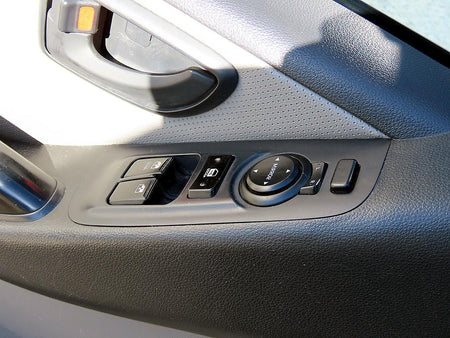 Hyundai Starex — photo 12