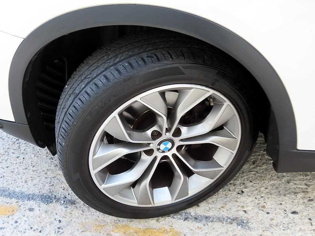 BMW X4 — photo 20
