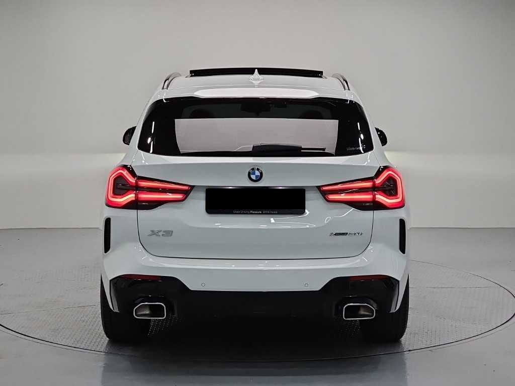BMW X3 — photo 03