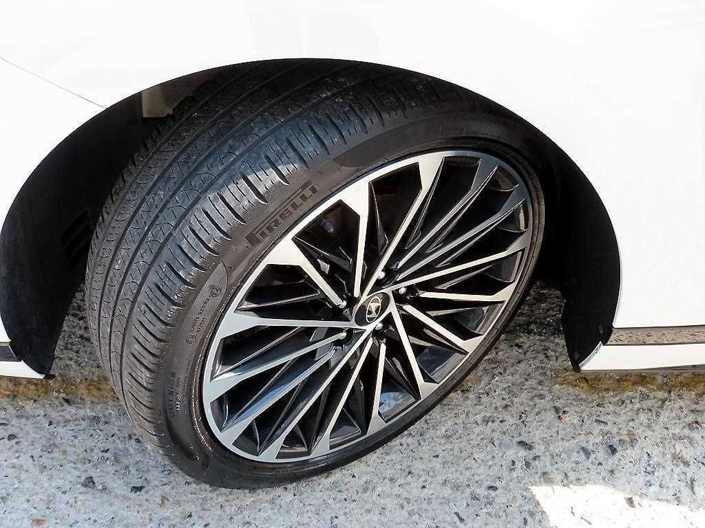 Hyundai Grandeur — photo 20