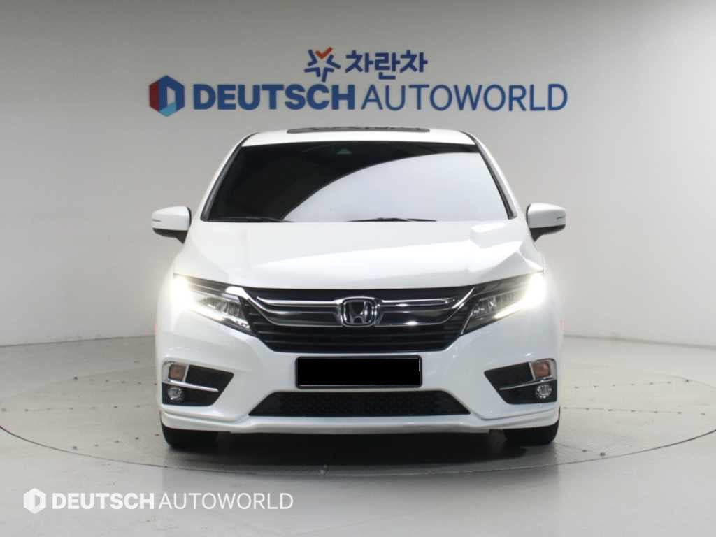 Honda Odyssey — photo 03
