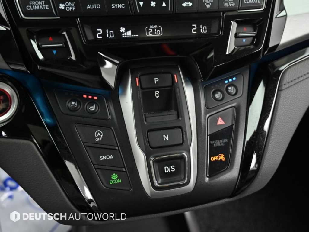 Honda Odyssey — photo 09