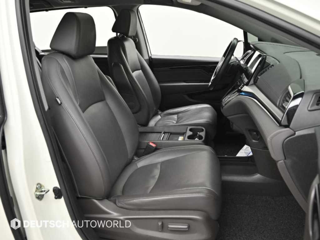 Honda Odyssey — photo 10