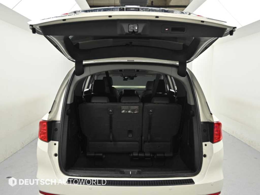Honda Odyssey — photo 19