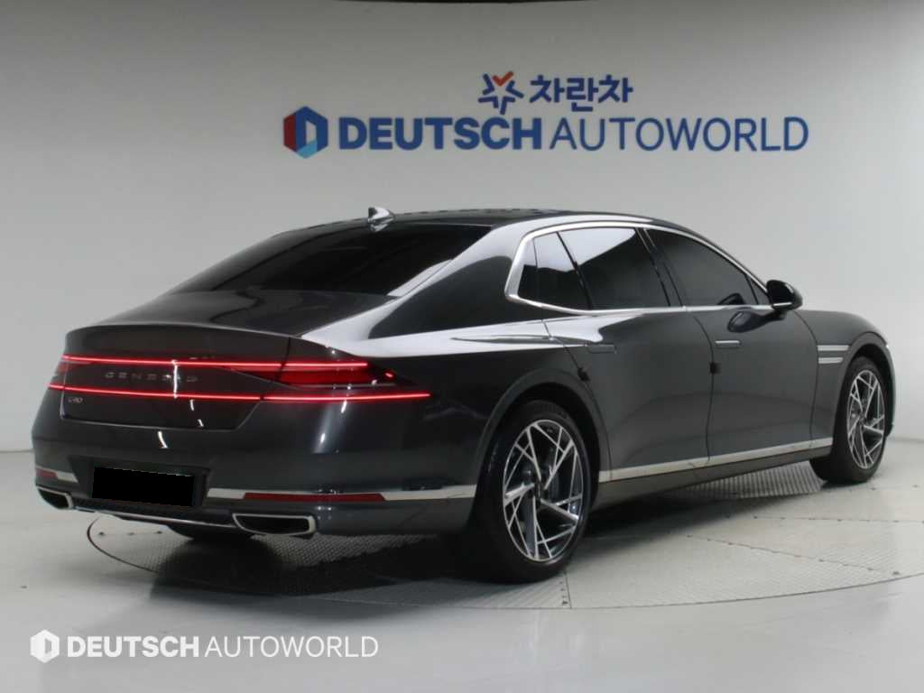 Genesis G90 — photo 02