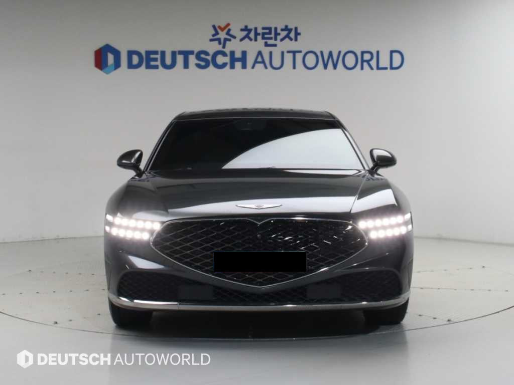 Genesis G90 — photo 03