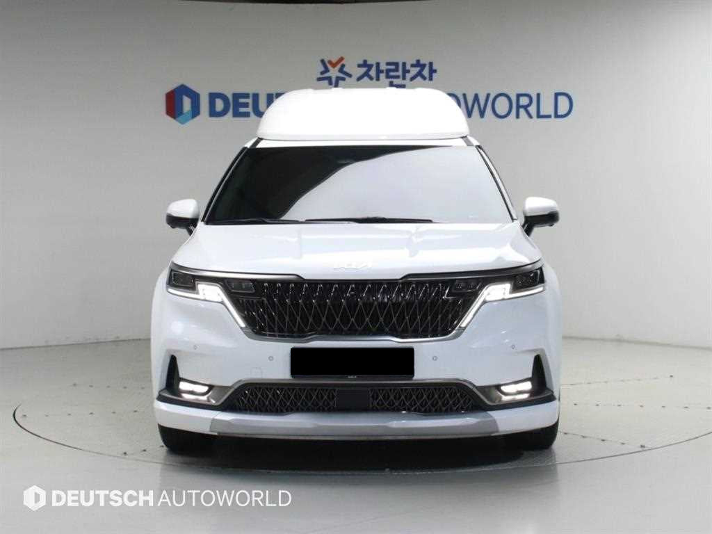 Kia Carnival — photo 03