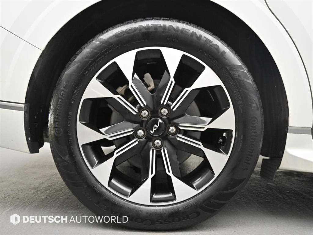 Kia Carnival — photo 05
