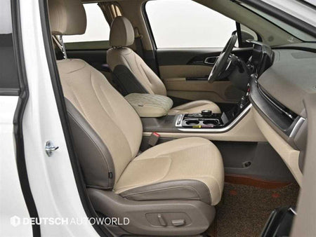 Kia Carnival — photo 10