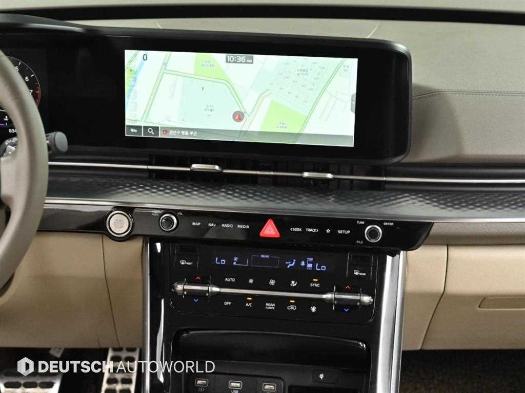 Kia Carnival — photo 14
