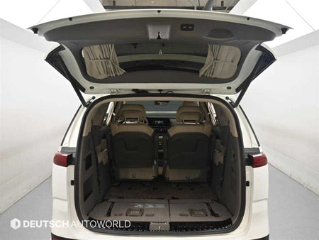 Kia Carnival — photo 19