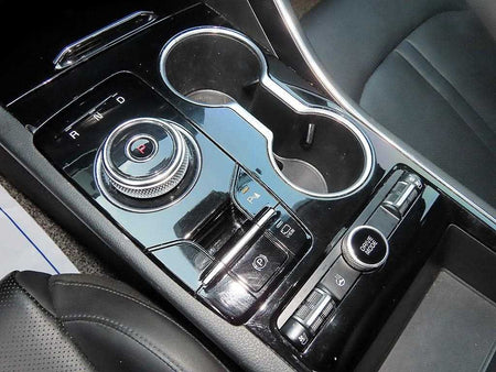 Kia K5 — photo 10
