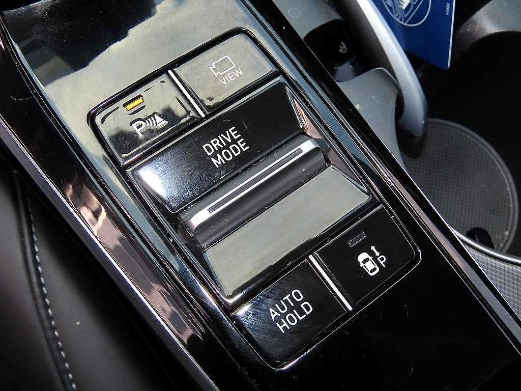 Hyundai Sonata — photo 13