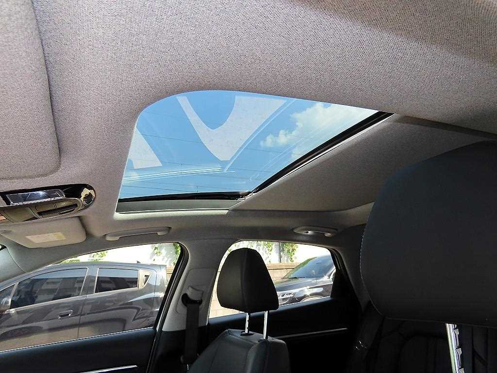 Hyundai Sonata — photo 18
