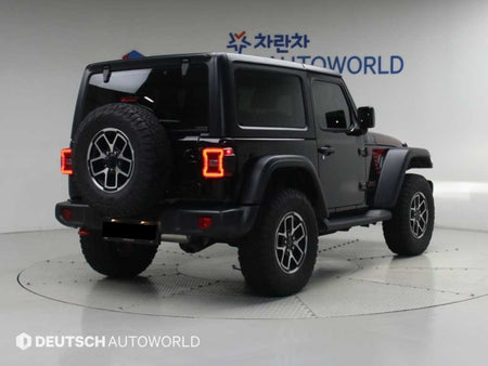 Jeep Wrangler — photo 02