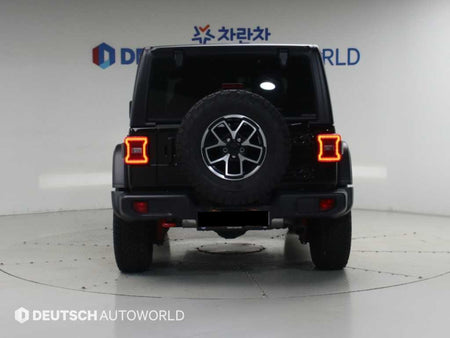 Jeep Wrangler — photo 04