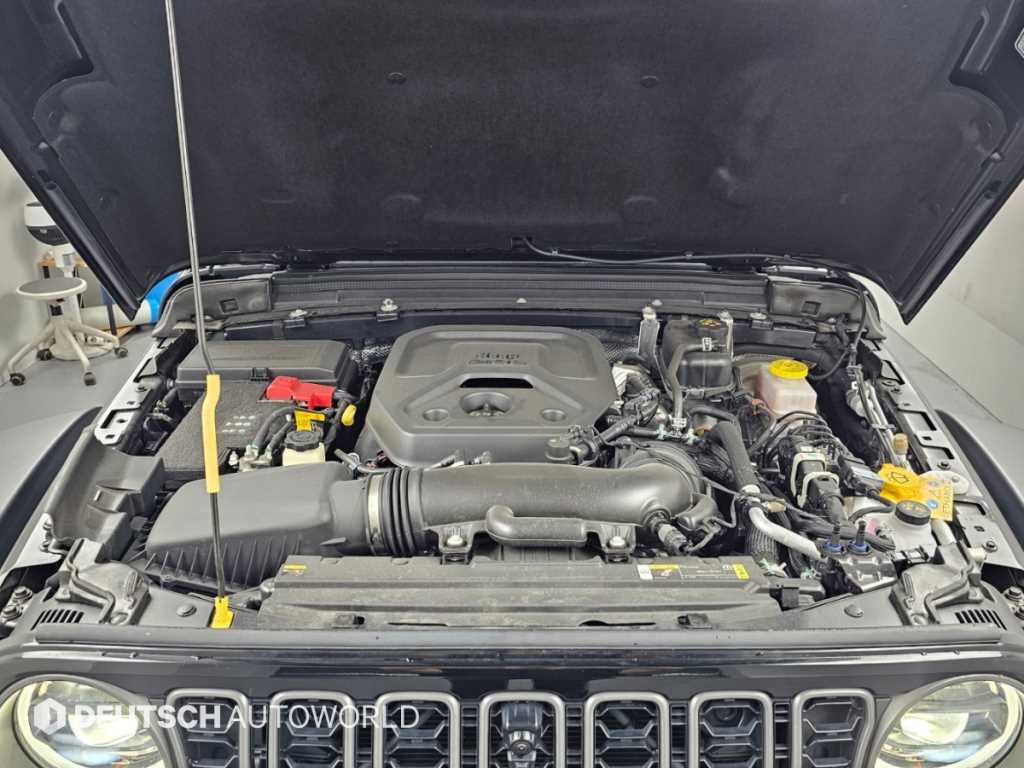 Jeep Wrangler — photo 06