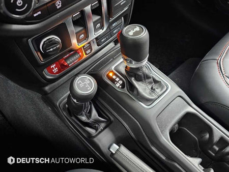 Jeep Wrangler — photo 09