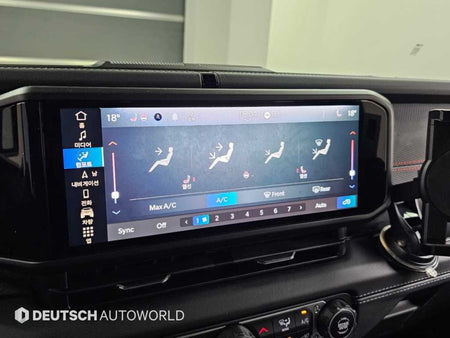 Jeep Wrangler — photo 18