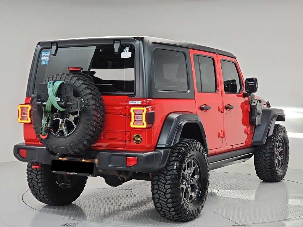 Jeep Wrangler — photo 04