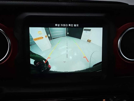 Jeep Wrangler — photo 14