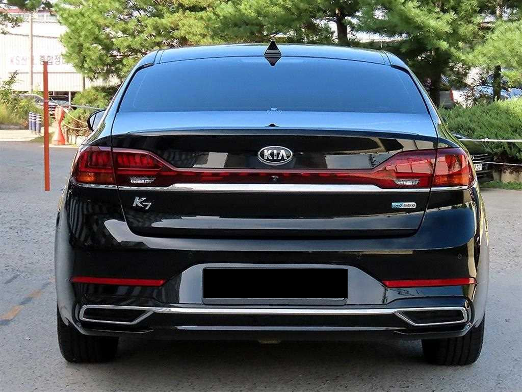 Kia K7 — photo 05