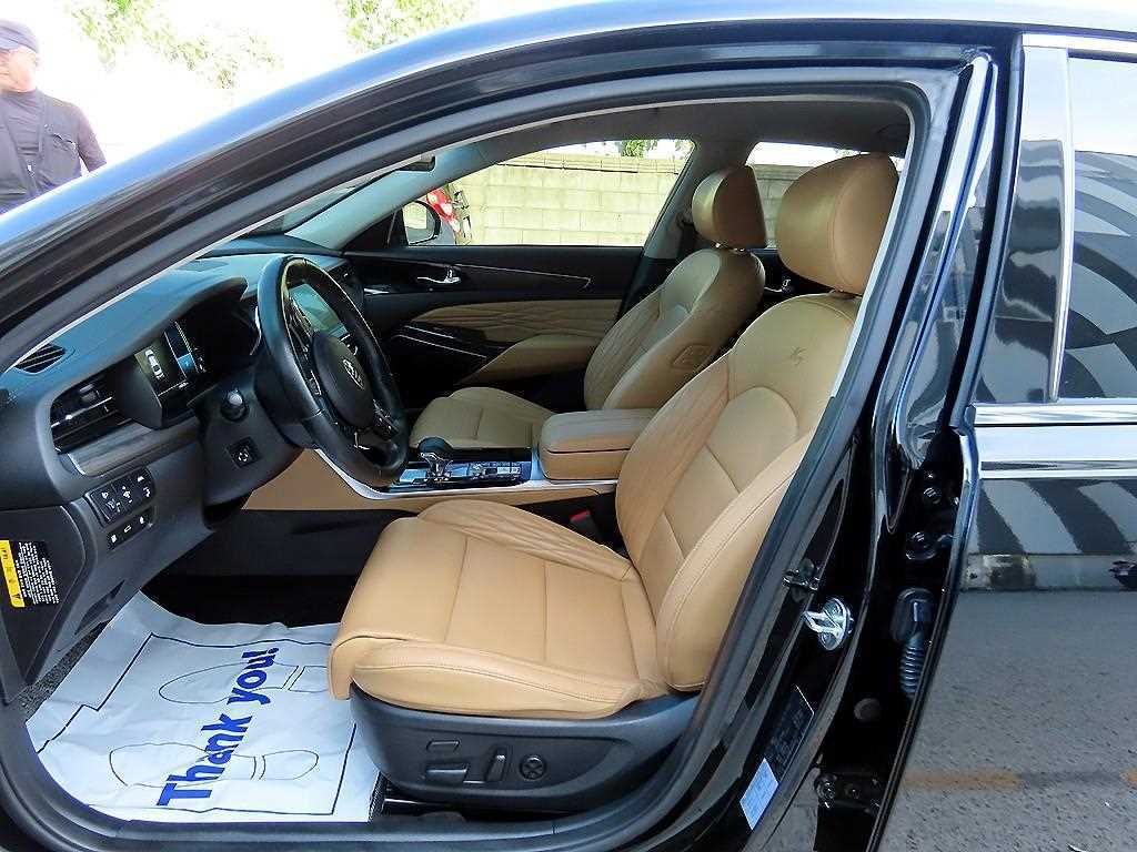 Kia K7 — photo 06