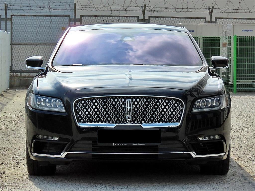 Lincoln Continental — photo 01