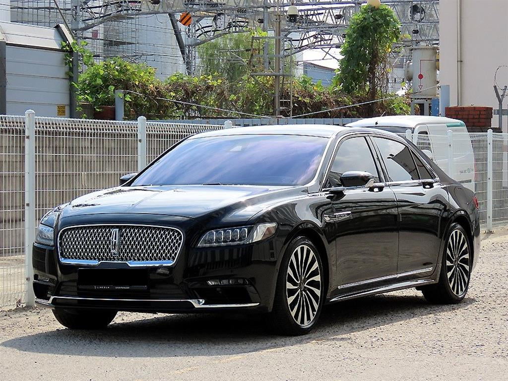 Lincoln Continental — photo 02
