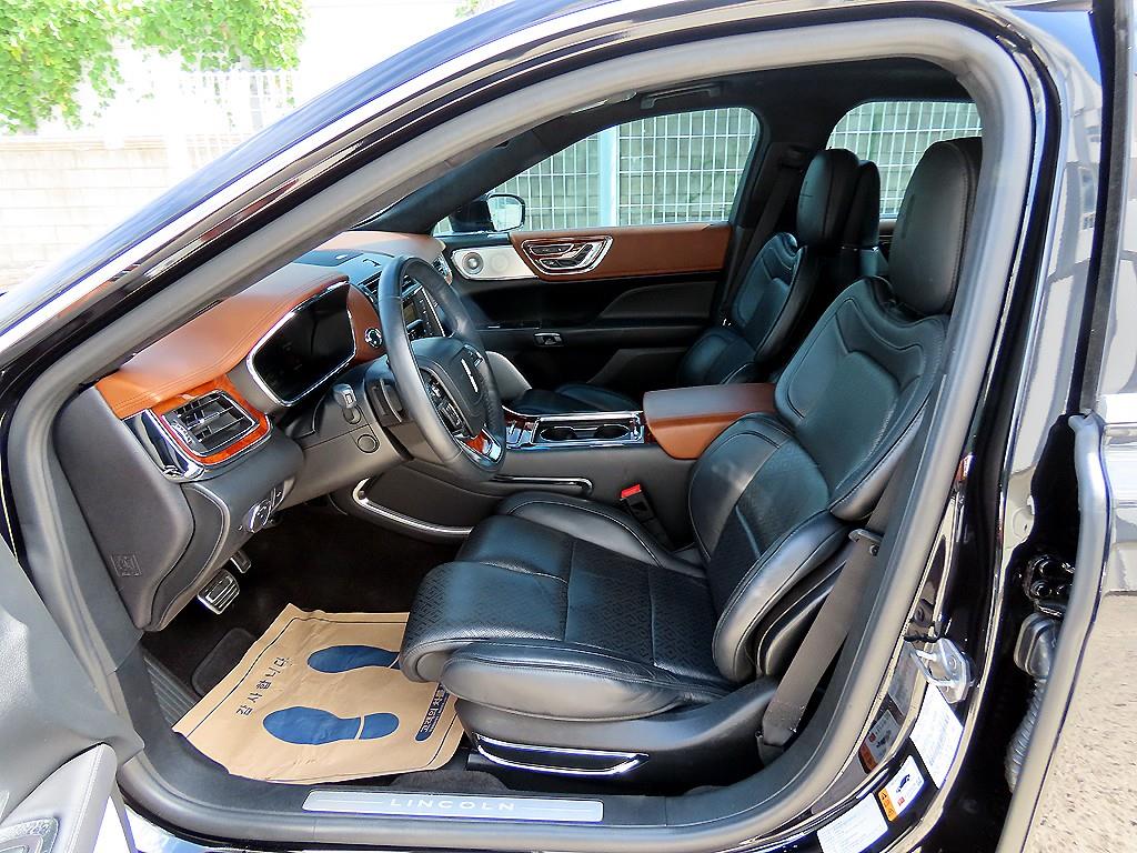 Lincoln Continental — photo 05
