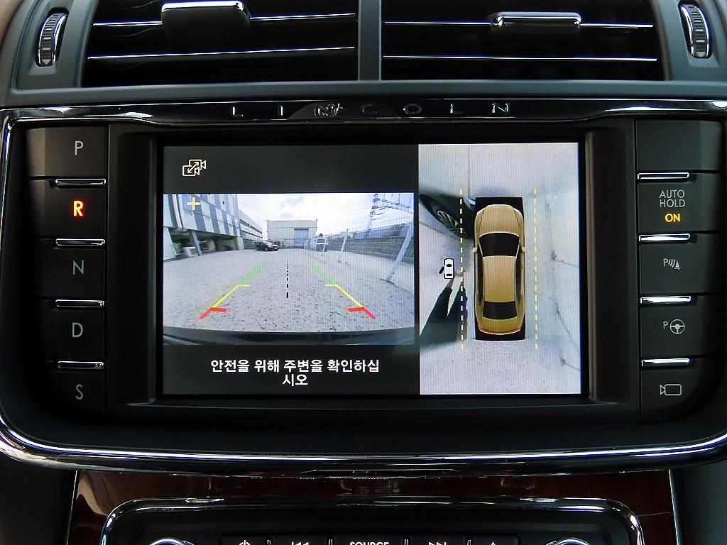 Lincoln Continental — photo 13