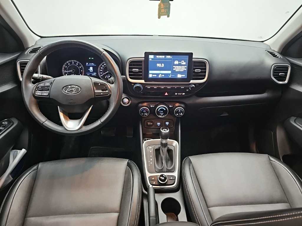 Hyundai Venue — photo 07