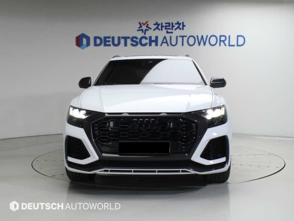 Audi RSQ8 — photo 03