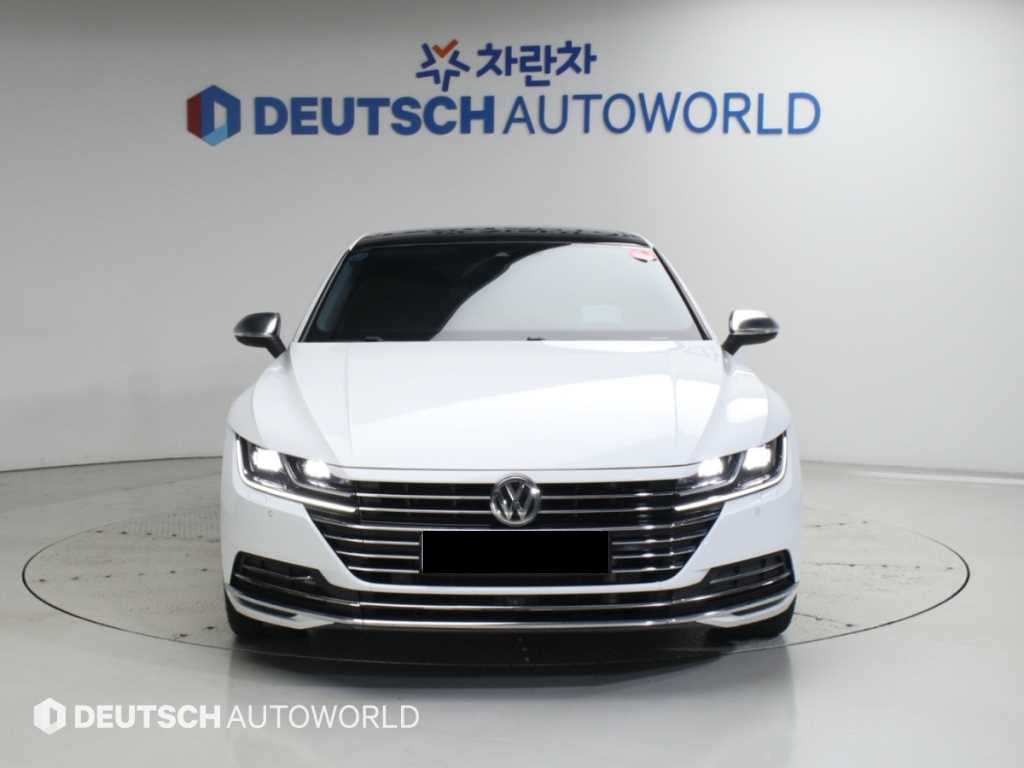 Volkswagen Arteon — photo 03