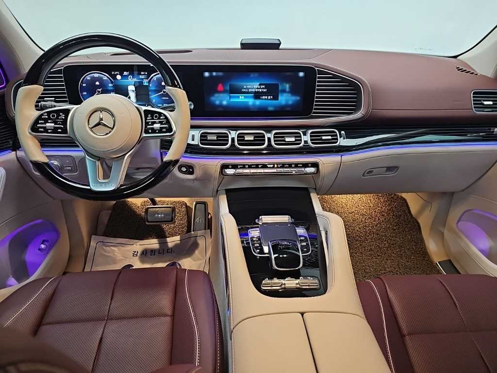 Mercedes-Benz GLS-Class — photo 07