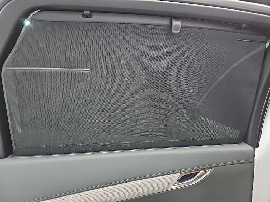 Genesis GV80 — photo 13
