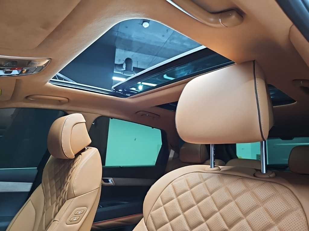 Genesis GV80 — photo 15