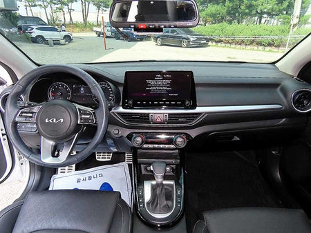 Kia K3 — photo 07