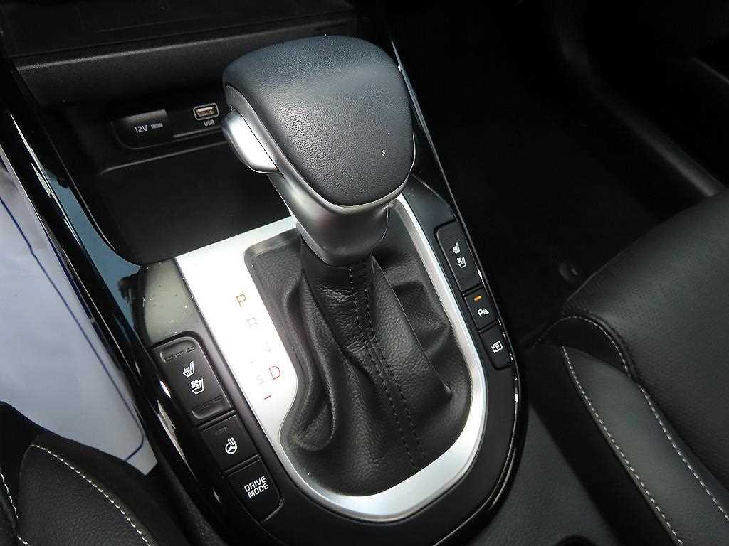 Kia K3 — photo 10
