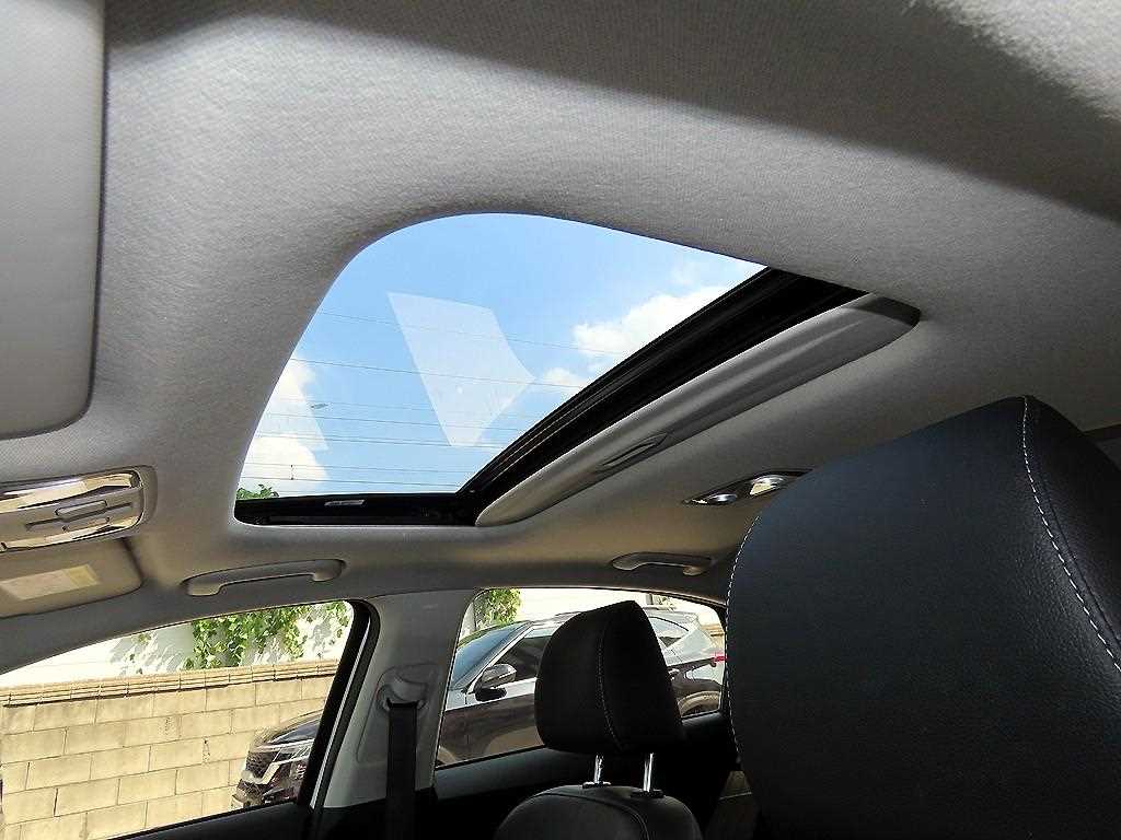 Kia K3 — photo 17