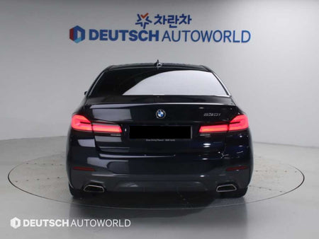 BMW 5-Series — photo 04