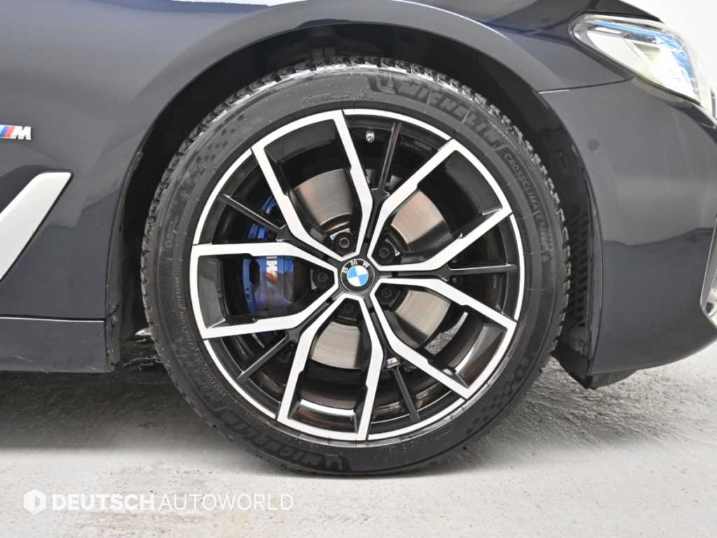 BMW 5-Series — photo 05