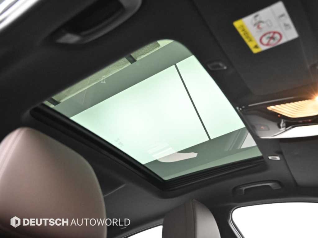 BMW 5-Series — photo 18