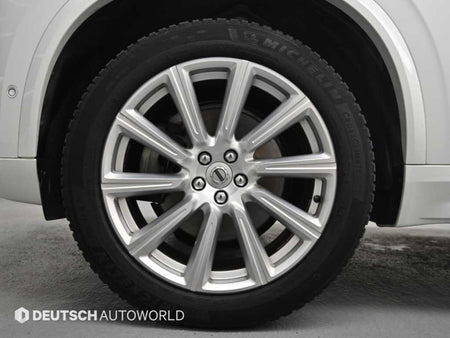 Volvo XC90 — photo 05