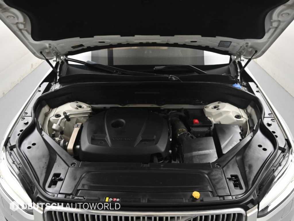 Volvo XC90 — photo 06