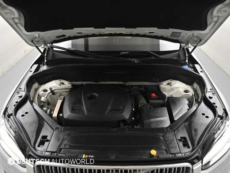 Volvo XC90 — photo 06