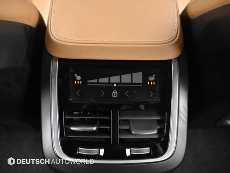 Volvo XC90 — photo 16