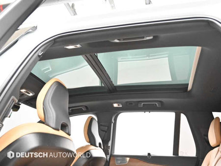Volvo XC90 — photo 18